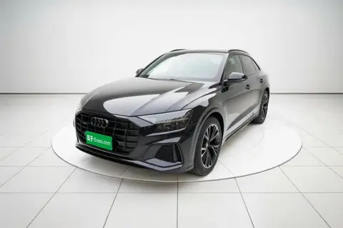 Audi Q8 2020