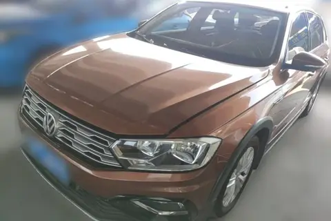 Volkswagen C-TREK 2017