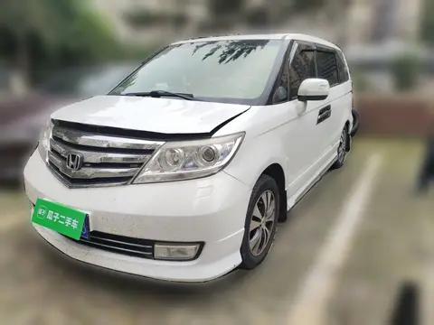 Honda Elysion 2015