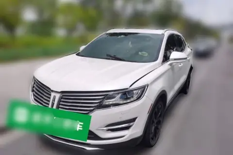 Lincoln MKC 2015