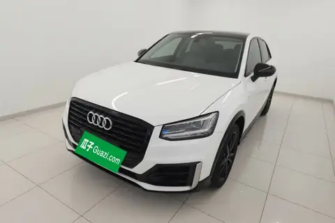 Audi Q2L 2020