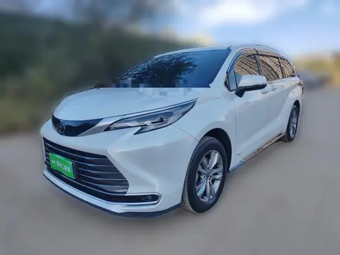 Toyota SIENNA 2024