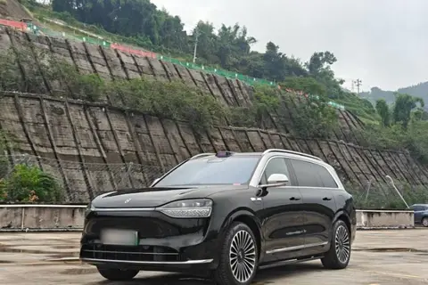 AITO M9 2025