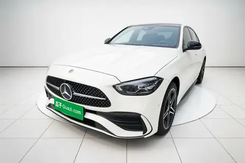 Mercedes-Benz C-Class 2024