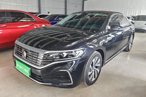 Volkswagen Passat 2023