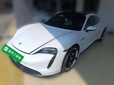 Porsche Taycan 2021