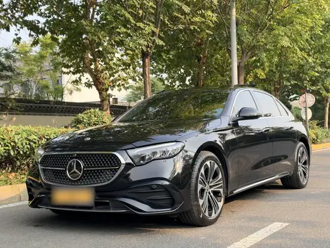 Mercedes-Benz E-Class 2023