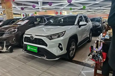 Toyota RAV4 2021