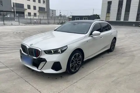BMW 5 Series 2024