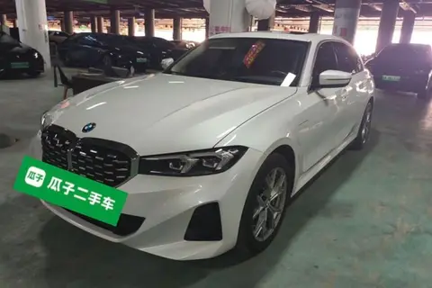 BMW i3 2024