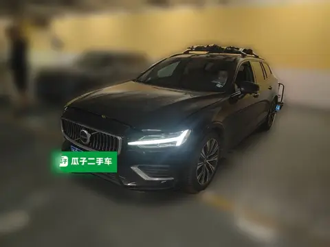 Volvo V60 2023