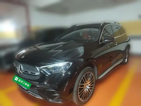 Mercedes-Benz GLC 2023
