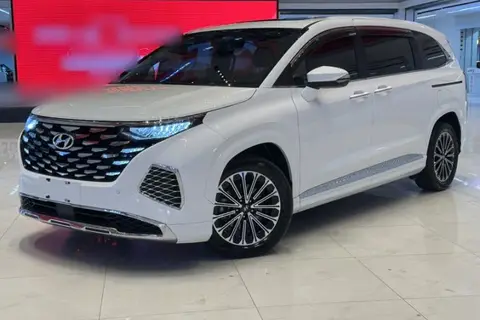 Hyundai Custo 2025