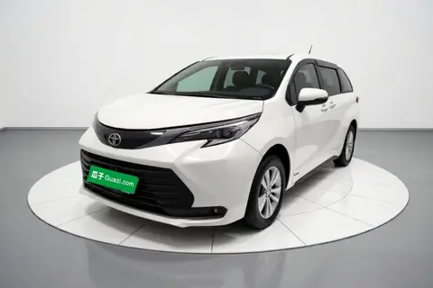 Toyota SIENNA 2024