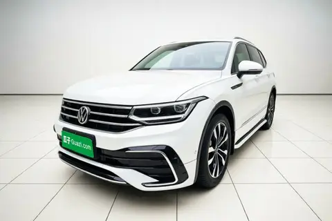 Volkswagen Tiguan L 2023