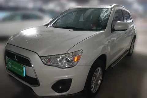 Mitsubishi ASX 2015