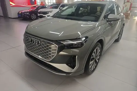 Audi Q4 e-tron 2025
