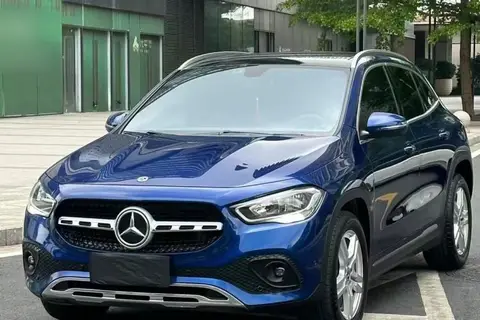 Mercedes-Benz GLA 2021