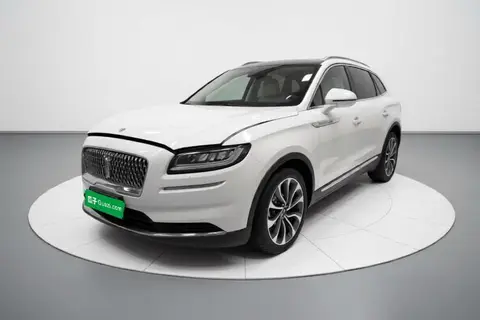 Lincoln Nautilus 2020