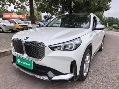 BMW iX1 2024
