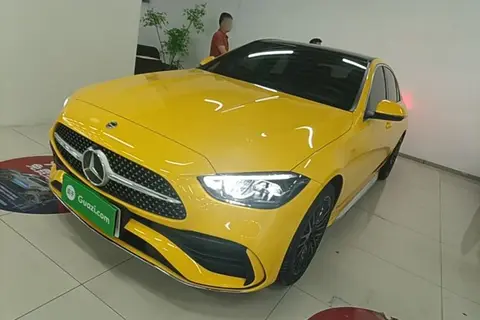 Mercedes-Benz C-Class 2024