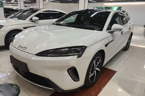BYD Seal 07 2025