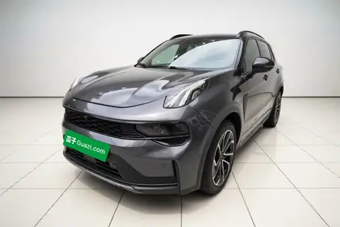 Lynk & Co 01 2022