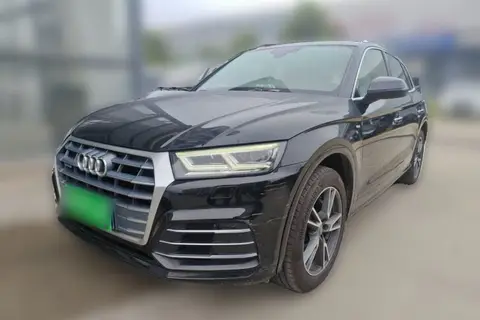 Audi Q5L 2019