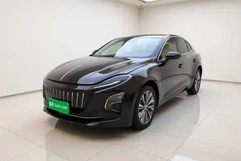 Hongqi E-QM5 2023