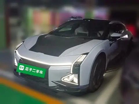 HiPhi Z 2022