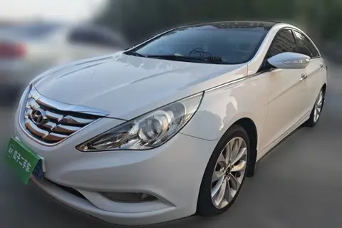 Hyundai Sonata 2011