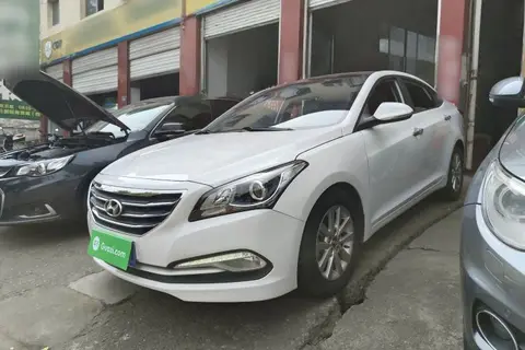 Hyundai Mistra 2015