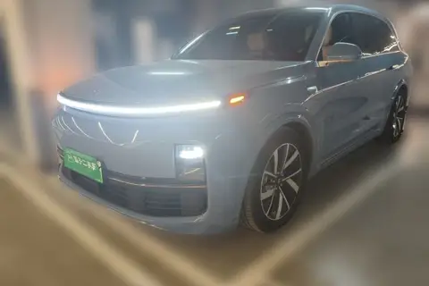 Li L8 2022