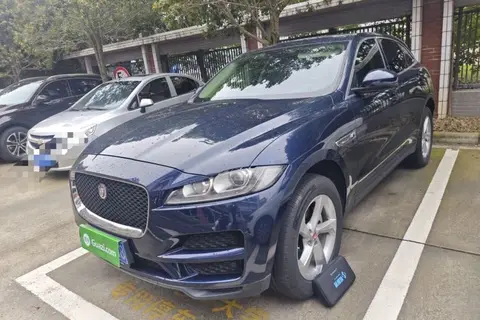 Jaguar F-PACE 2019