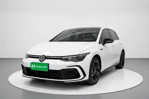 Volkswagen Golf 2023