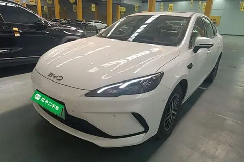 BYD Seal 05 2025