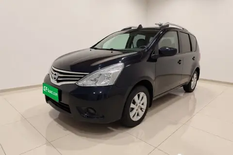 Nissan Livina 2014