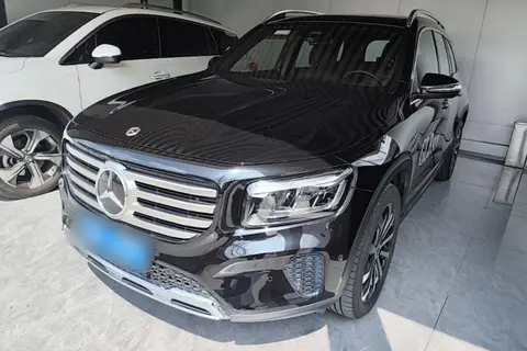 Mercedes-Benz GLB 2025