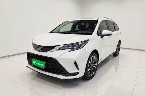 Toyota Granvia 2023