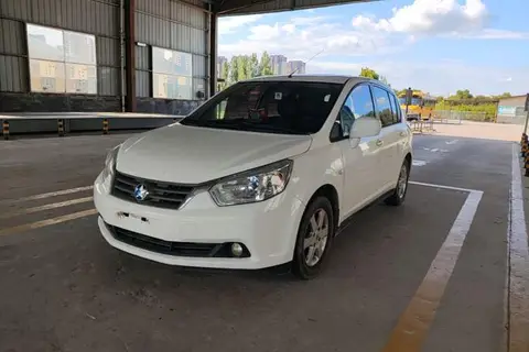 Venucia R50 2013
