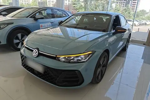 Volkswagen Passat 2024