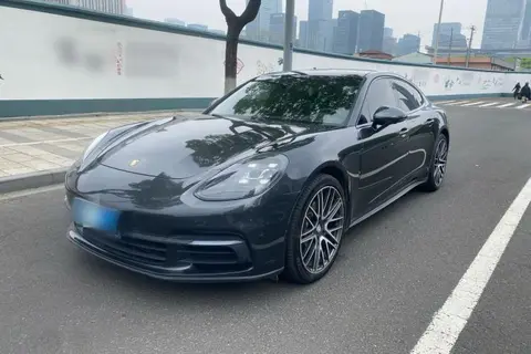 Porsche Panamera 2018