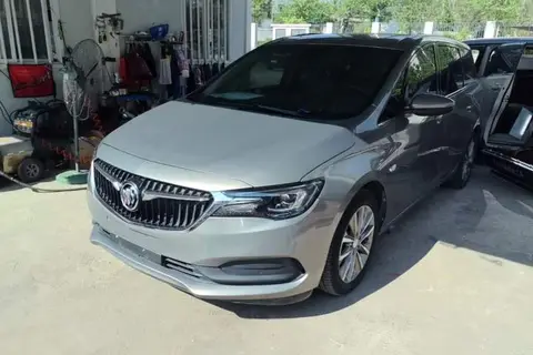 Buick GL6 2019