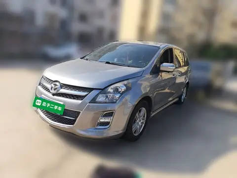 Mazda 8 2015