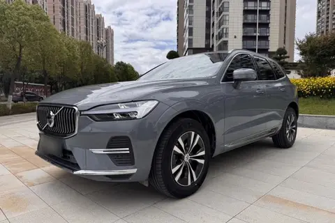 Volvo XC60 2022