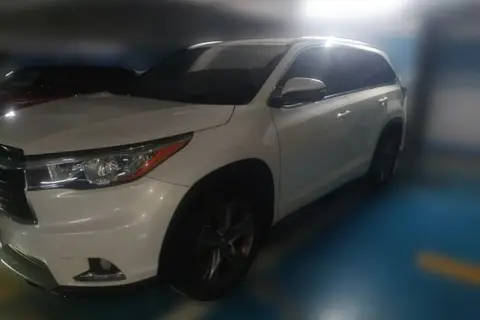 Toyota Highlander 2015