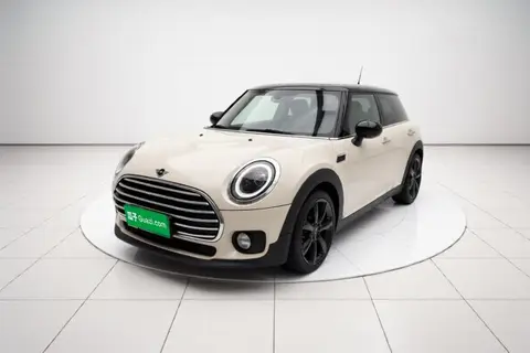MINI CLUBMAN 2021