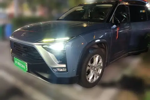 NIO ES8 2019