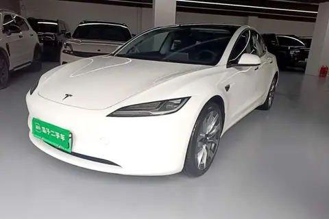 Tesla Model 3 2026