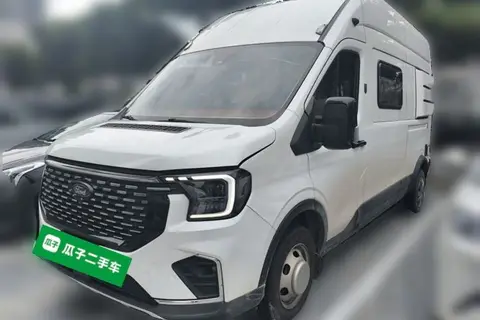 Ford Transit 2025